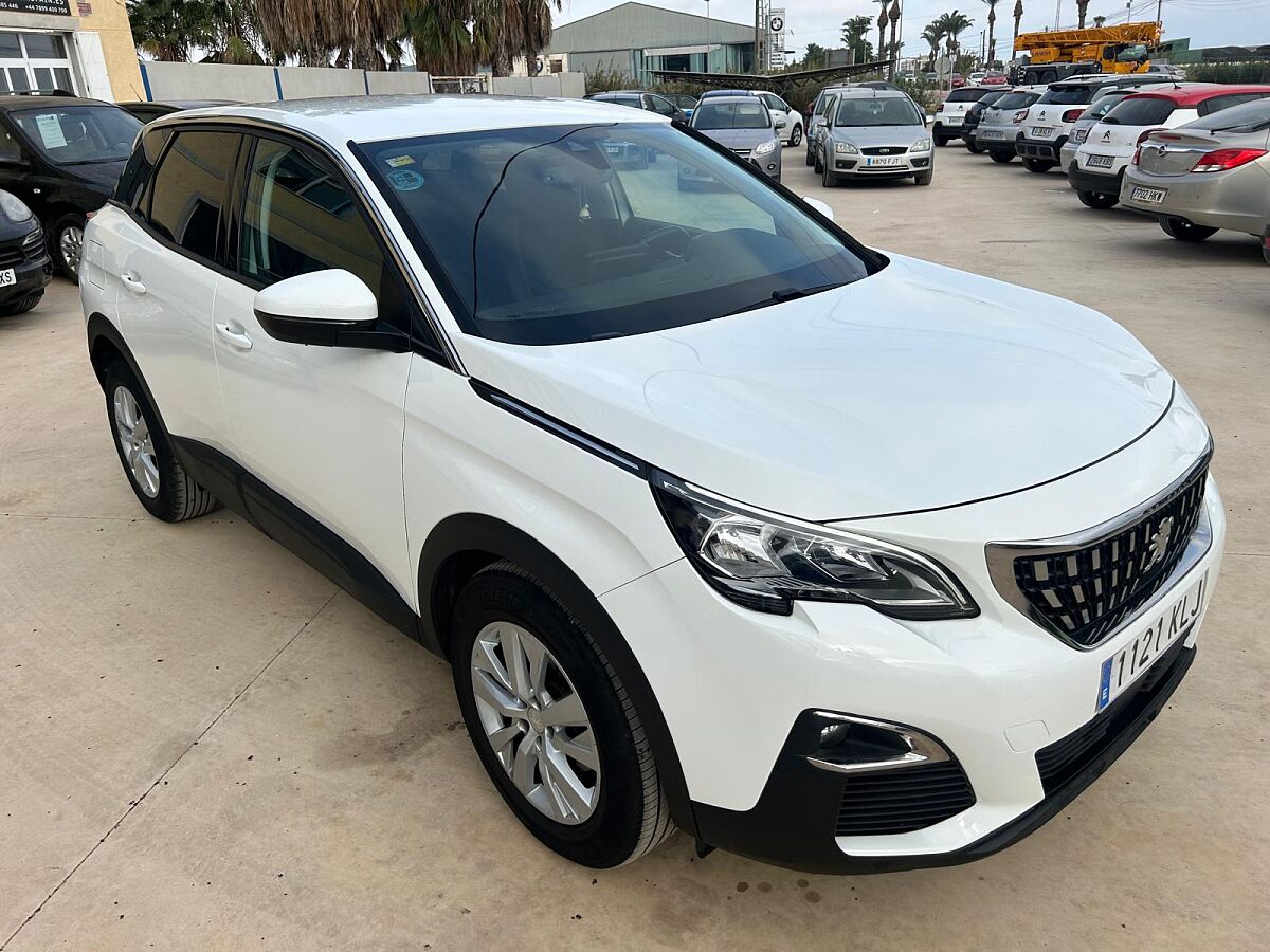 PEUGEOT 3008 ACTIVE 1.2 E-THP AUTO SPANISH LHD IN SPAIN 56000 MILES SUPERB 2018